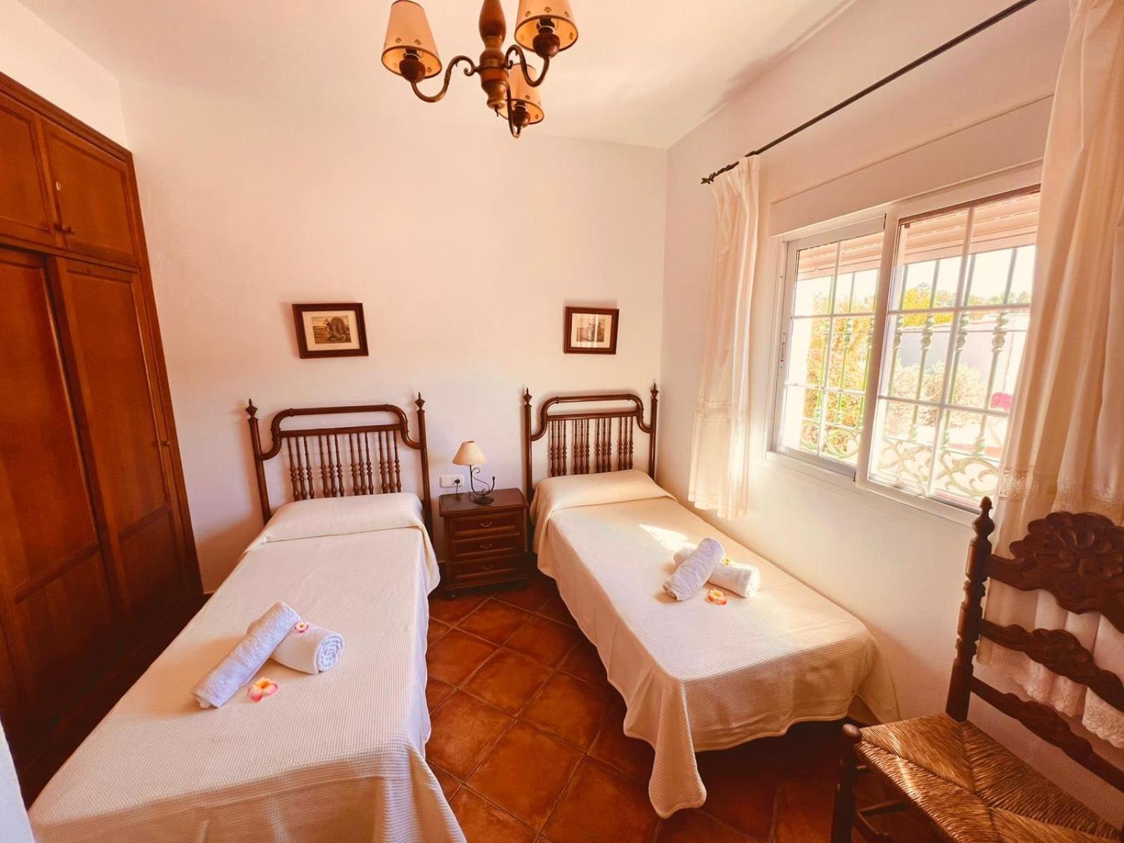 Sebastian'S House Villa Coin Bagian luar foto