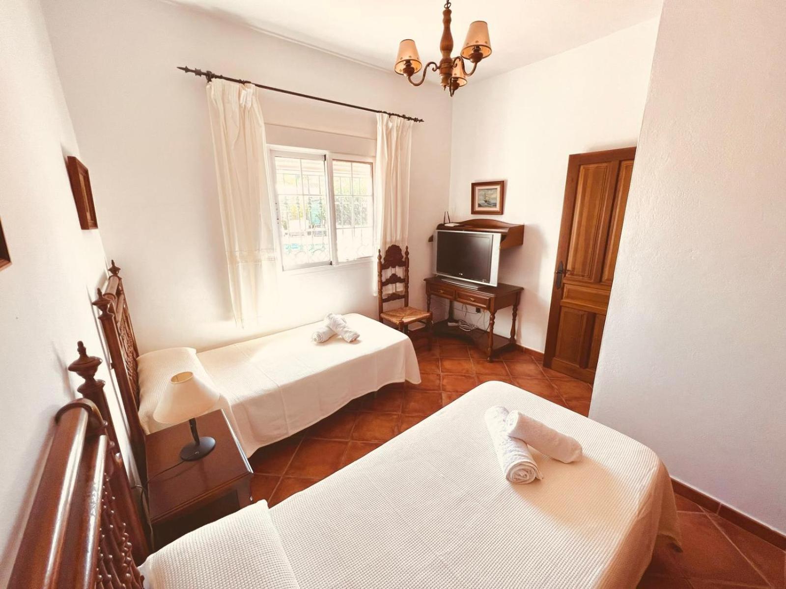 Sebastian'S House Villa Coin Bagian luar foto