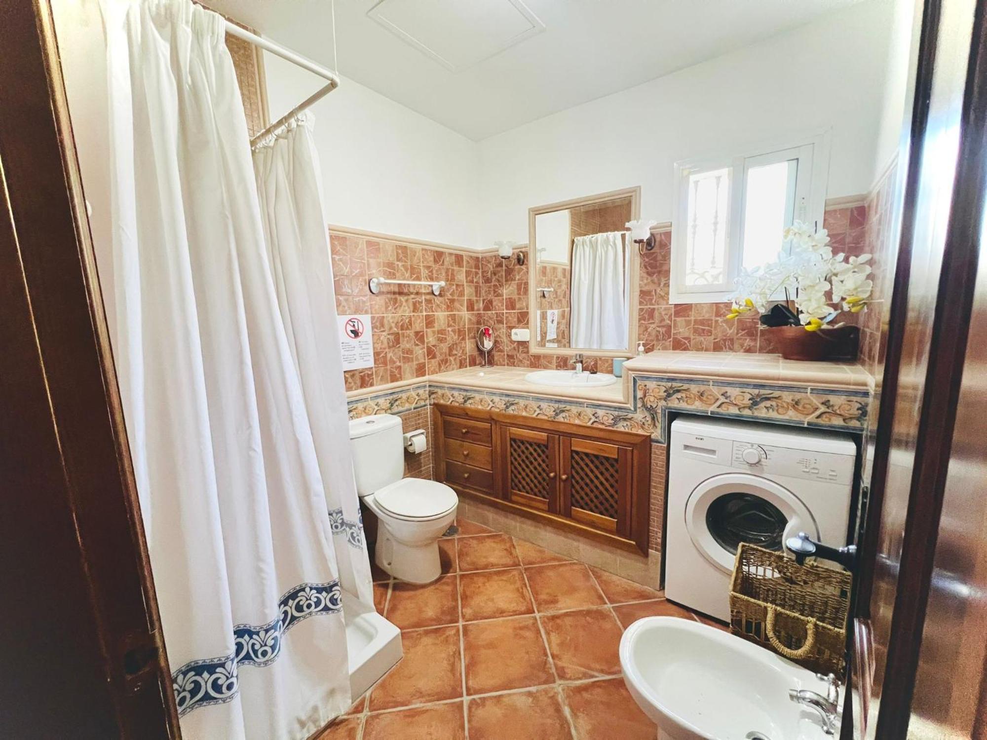 Sebastian'S House Villa Coin Bagian luar foto